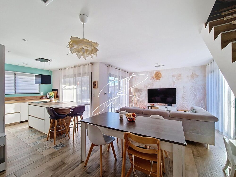 Vente Maison Maison T4 3 chambres 87 m² piscine et garage Sauvian