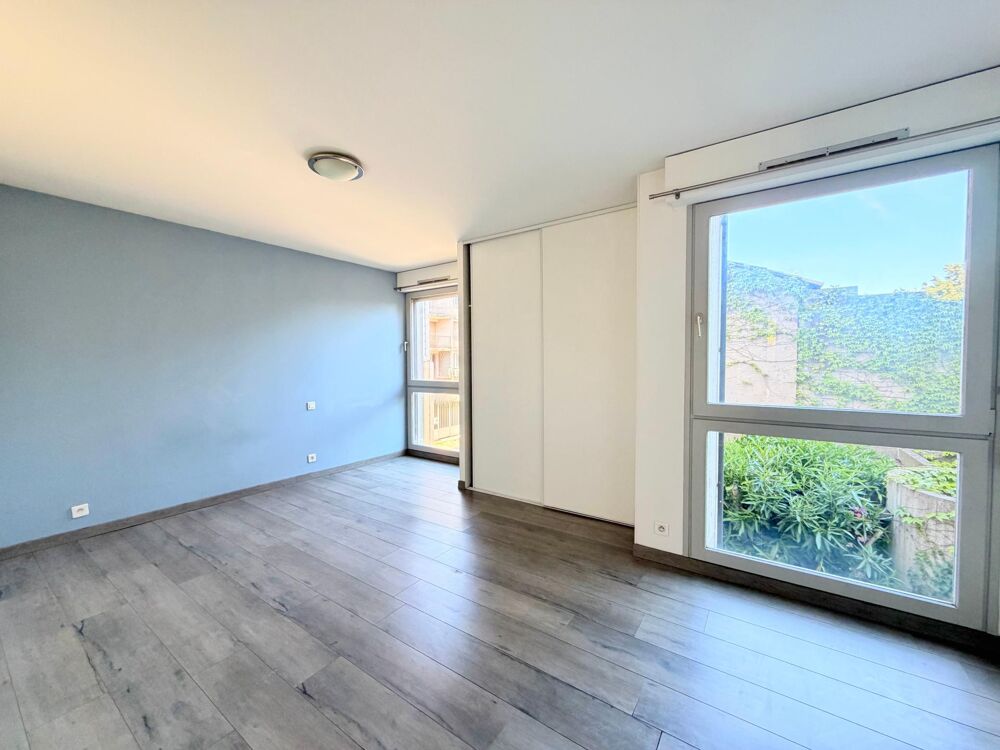 Vente Appartement Appartement 110m2, 3 Ch, balcon et parking! Avignon