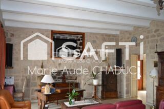  Proprit/chteau  vendre 15 + pices 800 m