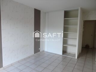  Appartement  vendre 4 pices 109 m