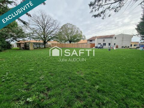   Ensemble immobilier � Bignay, entre Saint-Jean-d'Ang�ly et Tonnay-Boutonne Maison - 8 pi�ce(s) - 264 m�