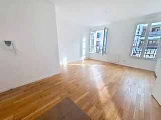 Vente Appartement BUC Bel appartement 2 pièces de 38 m² avec parking Buc