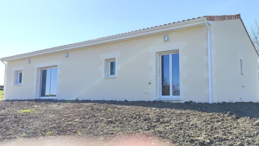 Maison récente de plain pied de 120 m². 3 chambres