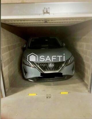  Parking / Garage � vendre 