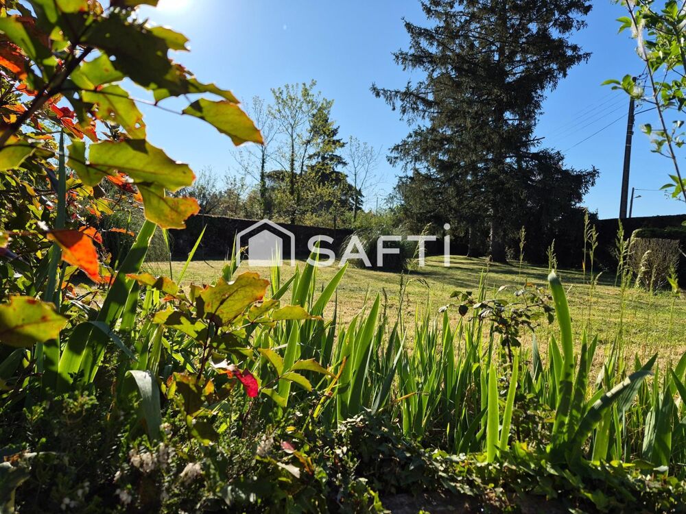 Vente Maison MAISON CAMPAGNE 5 chambres +Jardin +Dépendances Descartes