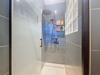  Maison à vendre 7 pièces 245 m²