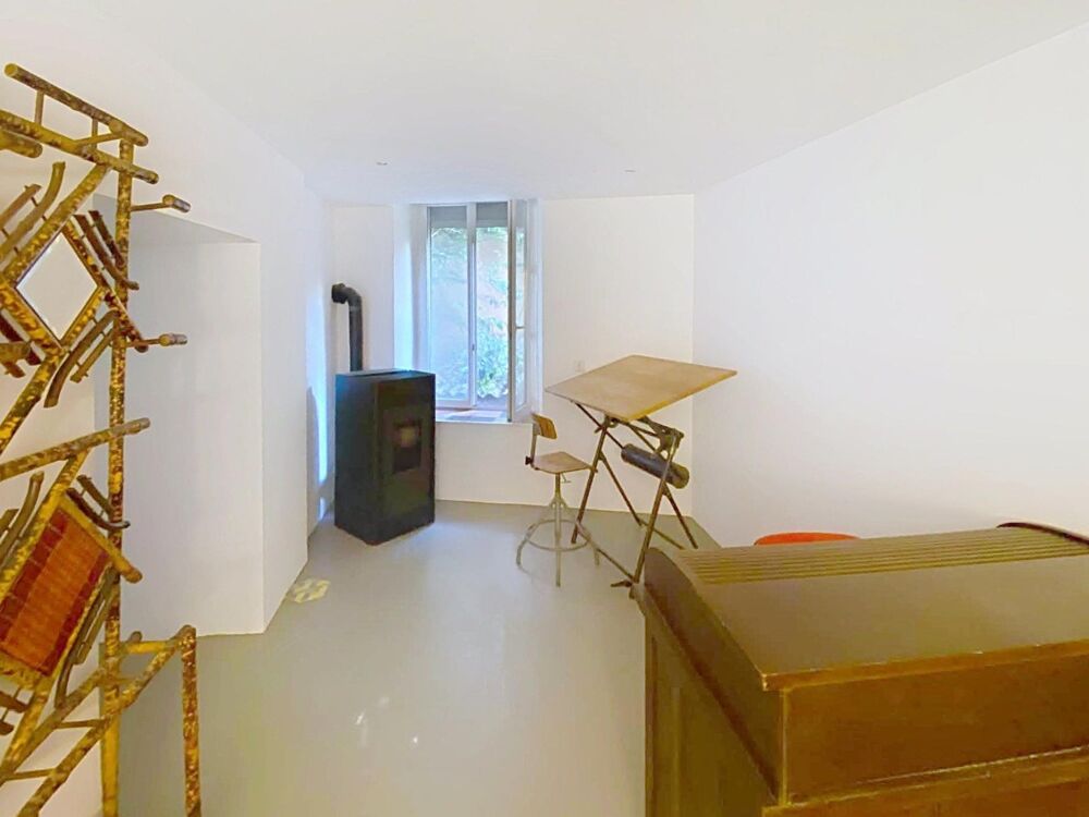 Vente Appartement Appartement en rez de chaussée avec jardin de 427m² Cotignac