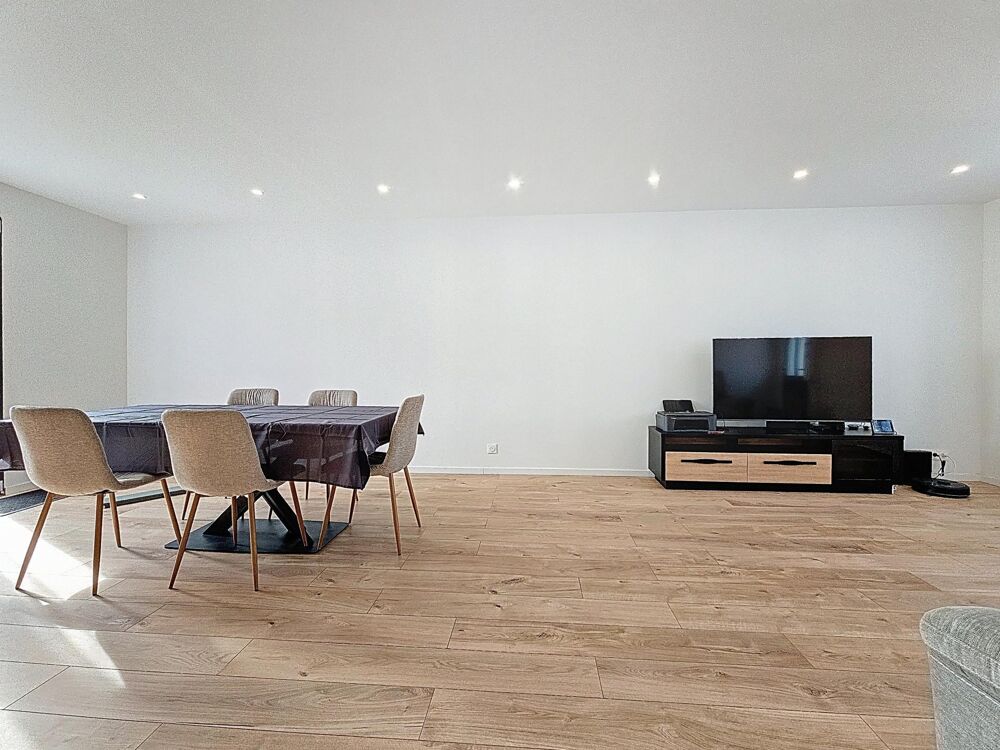 Maison 3 chambres de plain-pied avec garage Longueville