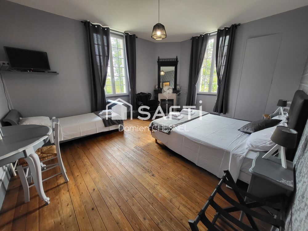 à vendre  Propriété/château Arcomps (18200)