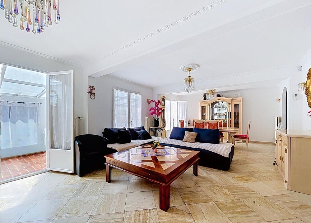 Vente Maison Maison familiale de 170 m² avec studio, jardin et beaux espaces à aménager – Champigny-sur-Marne Champigny-sur-marne