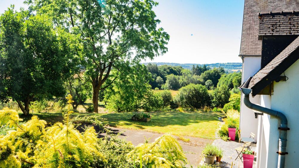 Maison de charme avec fort potentiel  145 m²  Terrain de 1 558 m²  Sourdeval (50150)