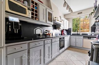  Appartement � vendre 6 pi�ces 144 m�