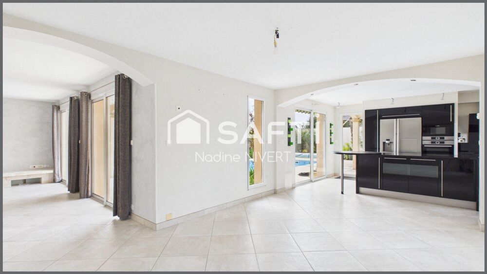 Vente Maison Maison 163 m²,4 chambres,Garage,Piscine,Parcelle 938 m² Esnandes