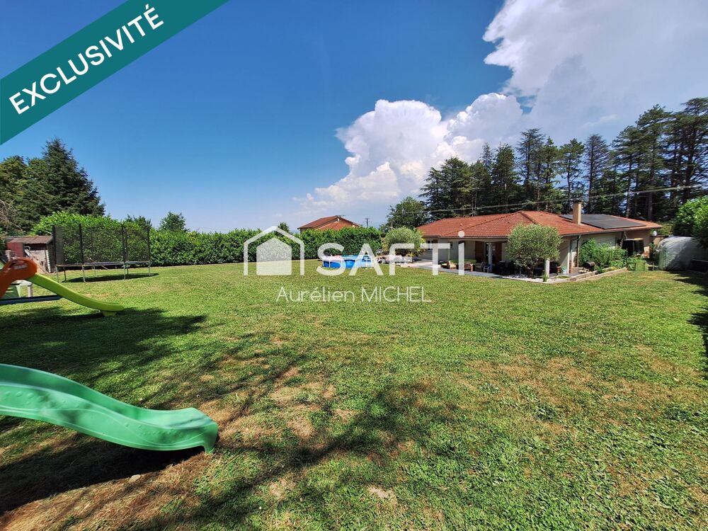 Maison de plain pied de 141m² sur un terrain de 1536m²