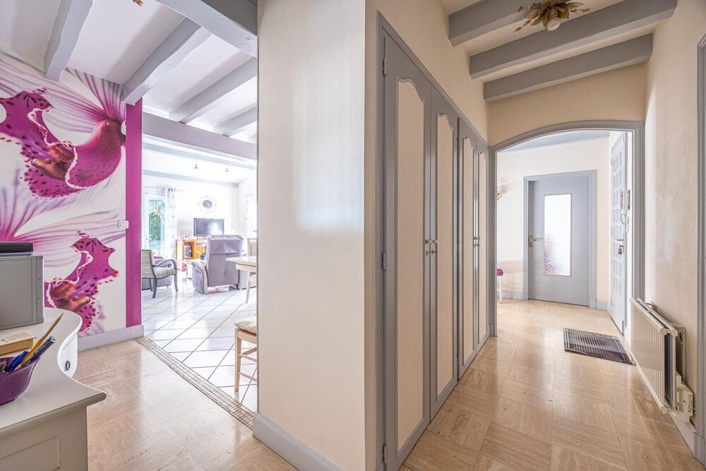 Vente Maison MAISON D'ARCHITECTE SUITE PARENTALE EN RDC ET DOUBLE GARAGE Chauray
