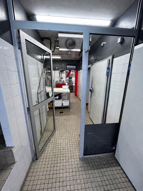 Immeuble Avec Local Commercial en rez-de-chauss&eacute;e 112000 81370 Saint-sulpice-la-pointe