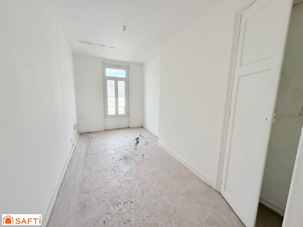Vente Immeuble Immeuble de rapport à vendre – 9 Lots – Hyper centre-ville de Denain – Environ 450 m² Denain