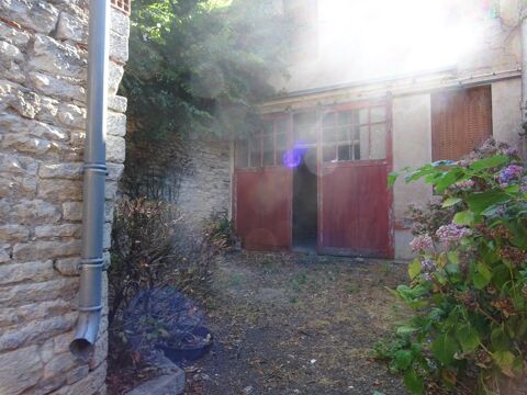  Maison de ville avec garage de 64 m² Maison - 5 pièce(s) - 75 m²