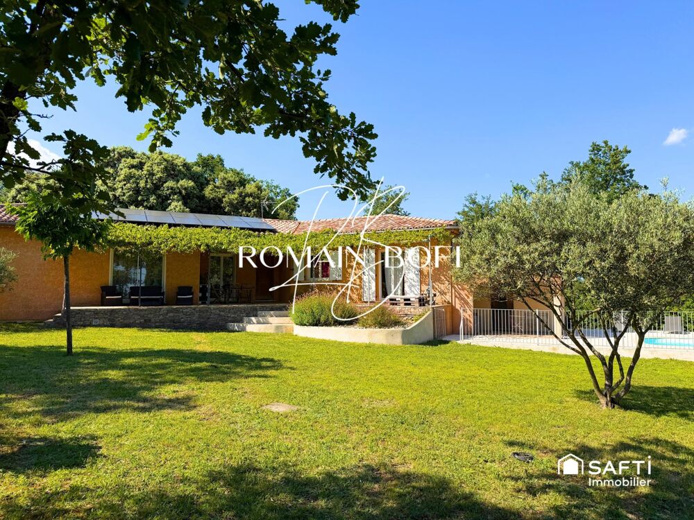 Maison 5 pièces de 130m2 sur 2480m2 de terrain avec piscine