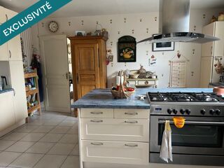  Maison � vendre 9 pi�ces 201 m�