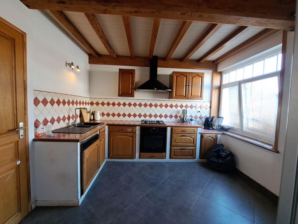 MAISON SEMI MITOYENNE STAPLES