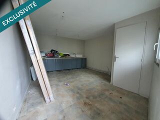  Immeuble à vendre 301 m²