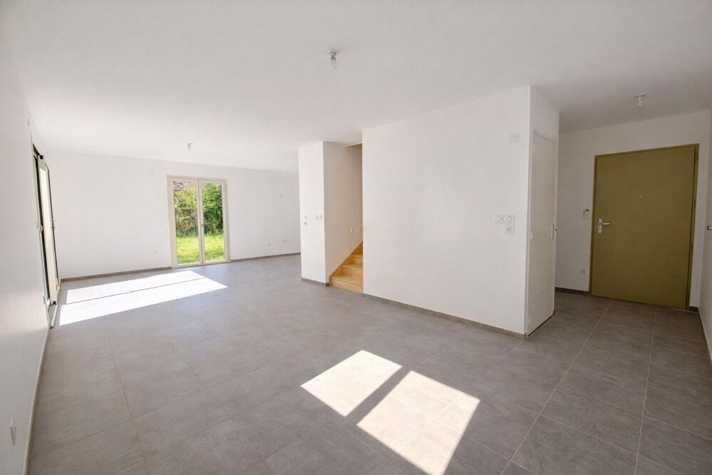maison neuve T4 de 90 m² + garage  Terrain de 449 m²