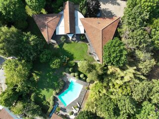  Maison à vendre 5 pièces 243 m²