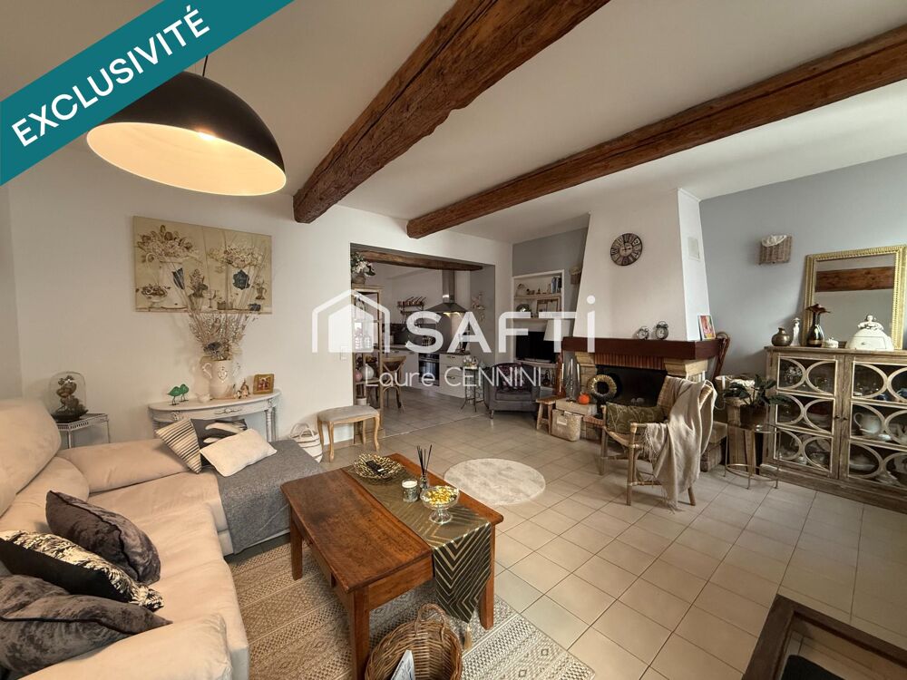 Jolie maison de ville, à proximité des commerces