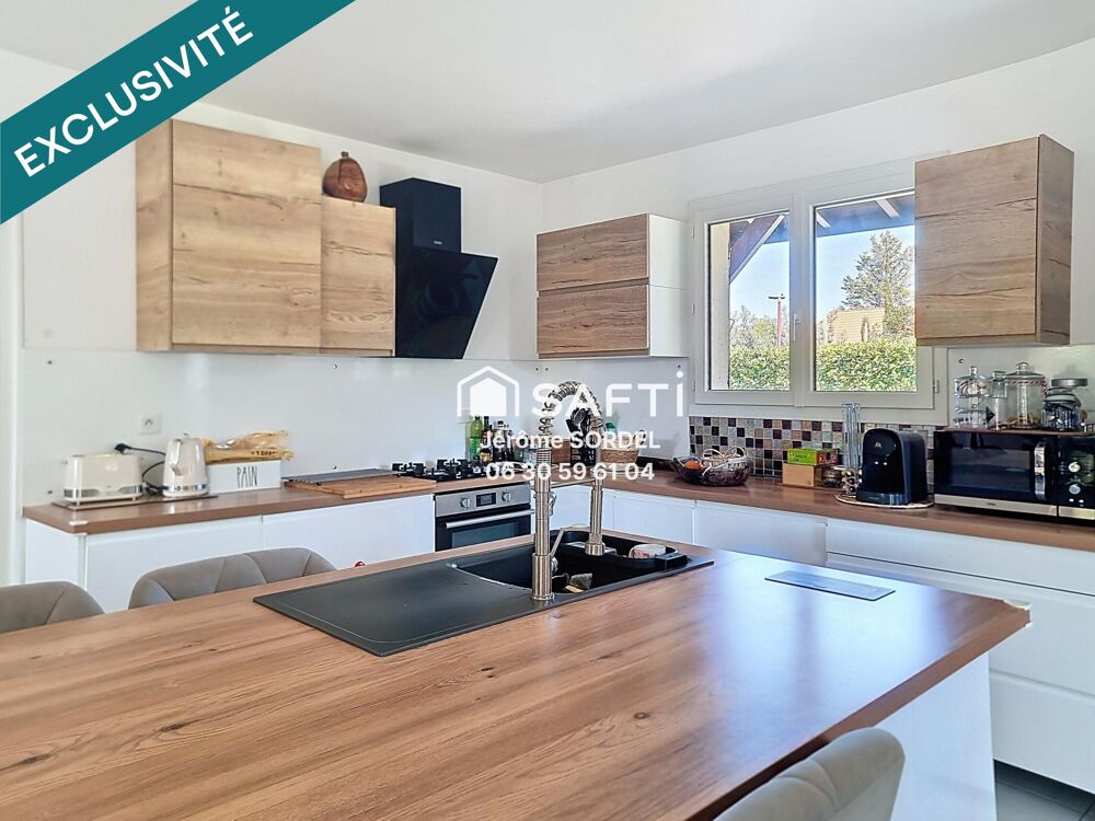 Vente Maison Taillan-Médoc / Maison de 203 m² / T9 Le taillan-medoc