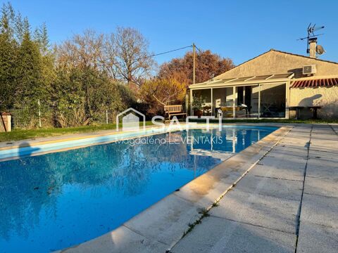  A vendre : Maison T4 avec d�pendances et piscine Maison - 4 pi�ce(s) - 94 m�
