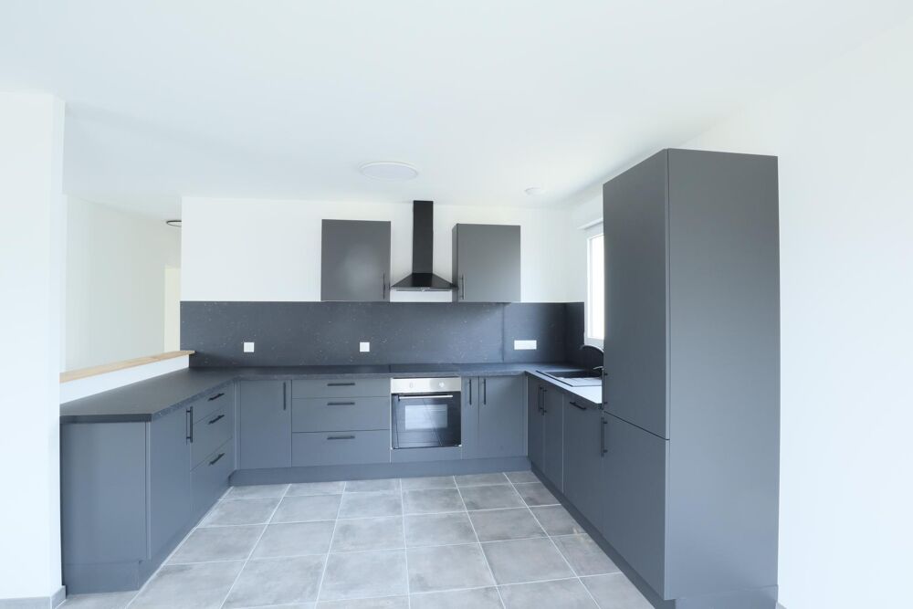 Maison 100m2, 3 chambres à 2 minutes de CIVRAY