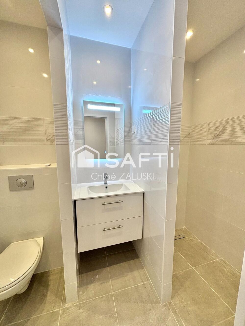 Vente Appartement Studio refait à neuf, triangle d'or à 50m de la mer Saint-raphael