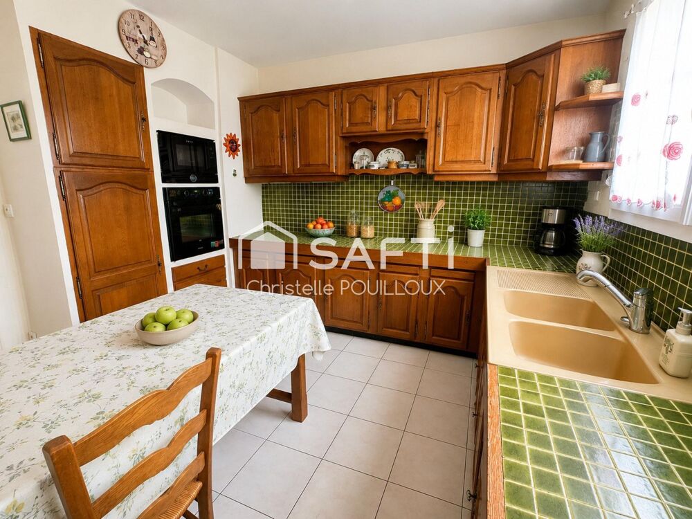 Vente Maison Maison semi-enterrée, 3 chambres, hangar et terrain arboré. Epannes
