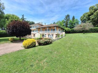  Maison à vendre 9 pièces 245 m²