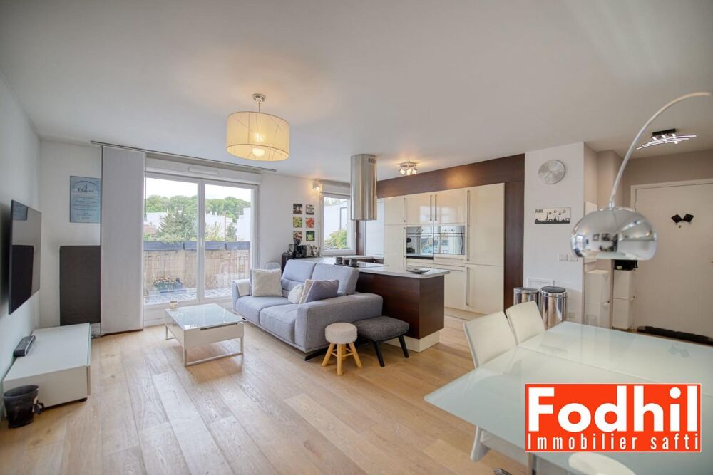Vente Appartement Appartement 4 pièces de 73 m² situé au 4? et dernier étage, avec balcon, cave et parking en sus. Chatenay-malabry