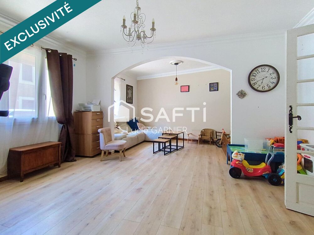 Vente Maison Maison 133 m² avec jardin, cour et stationnement Puisserguier