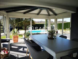  Maison  vendre 7 pices 224 m