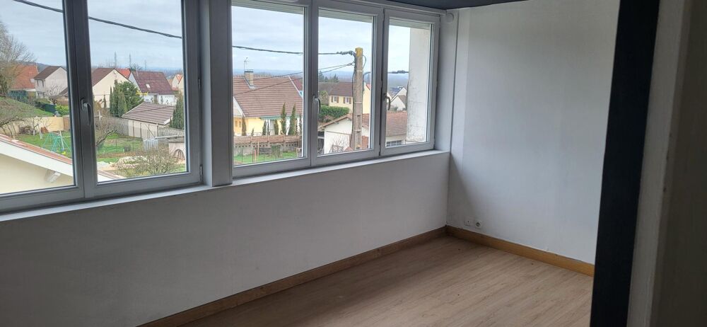 Location Appartement Grand appartement 3 pièces Macon