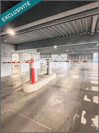  Parking / Garage � vendre 8 m�