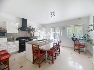  Maison à vendre 10 pièces 290 m²