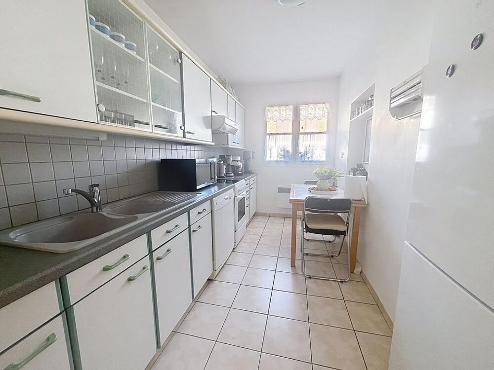 SAFTI- Laura GUIARD vous présente cette maison familiale au coeur du Manet.