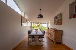  Maison  vendre 7 pices 222 m