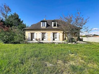 Maison 7 pièces 170 m² · à Carbon-Blanc · 170 m² · 369 000 €