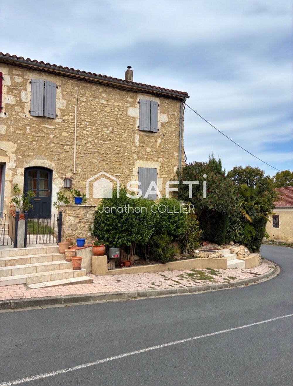 Maison avec cour