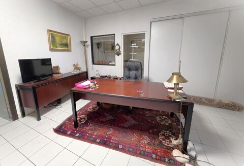 bureau de 123m&sup2; avec espace de vie 135000 09100 Pamiers
