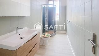  Immeuble � vendre 270 m�