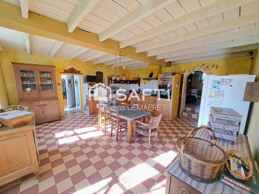Superbe longère familiale de charme sur plus de 7000 m² de terrain arboré