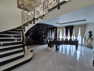  Maison � vendre 15 + pi�ces 471 m�