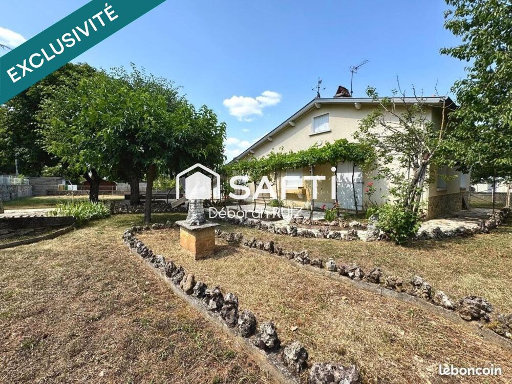 Vente Maison MAISON LUMINEUSE ET SPACIEUSE– TERRAIN CLOS 1200m2 Villefranche-de-rouergue
